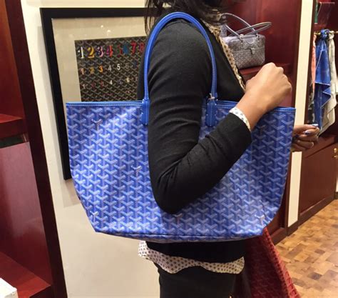 goyard baby blue vs dark blue|goyard color chart.